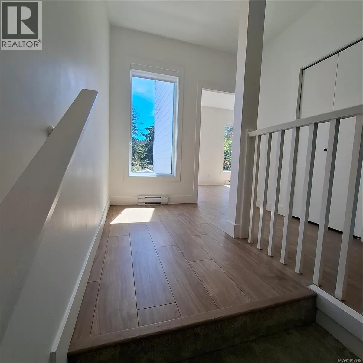 8 2330 Sooke Rd