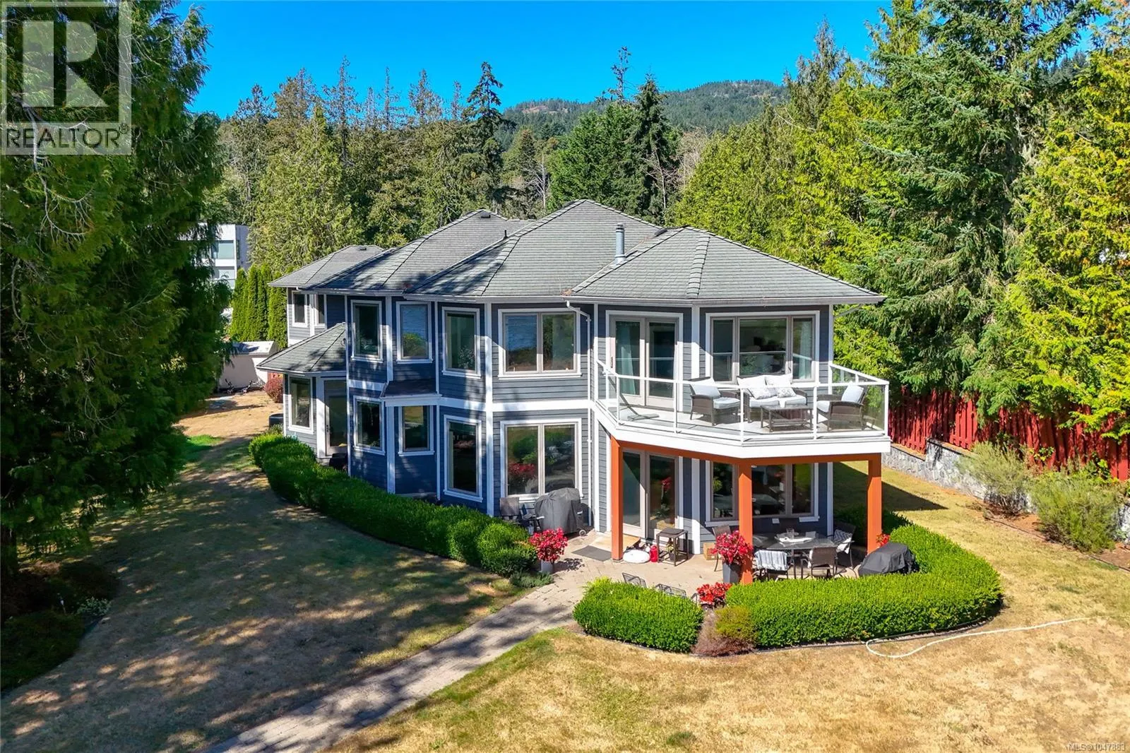 5469 Sooke Rd