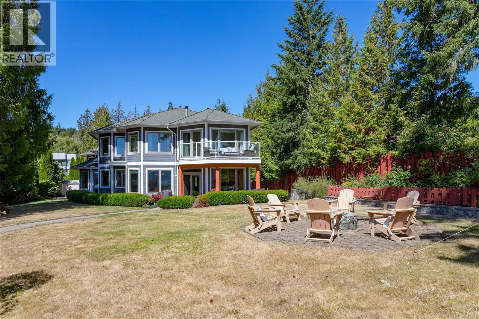 5469 Sooke Rd
