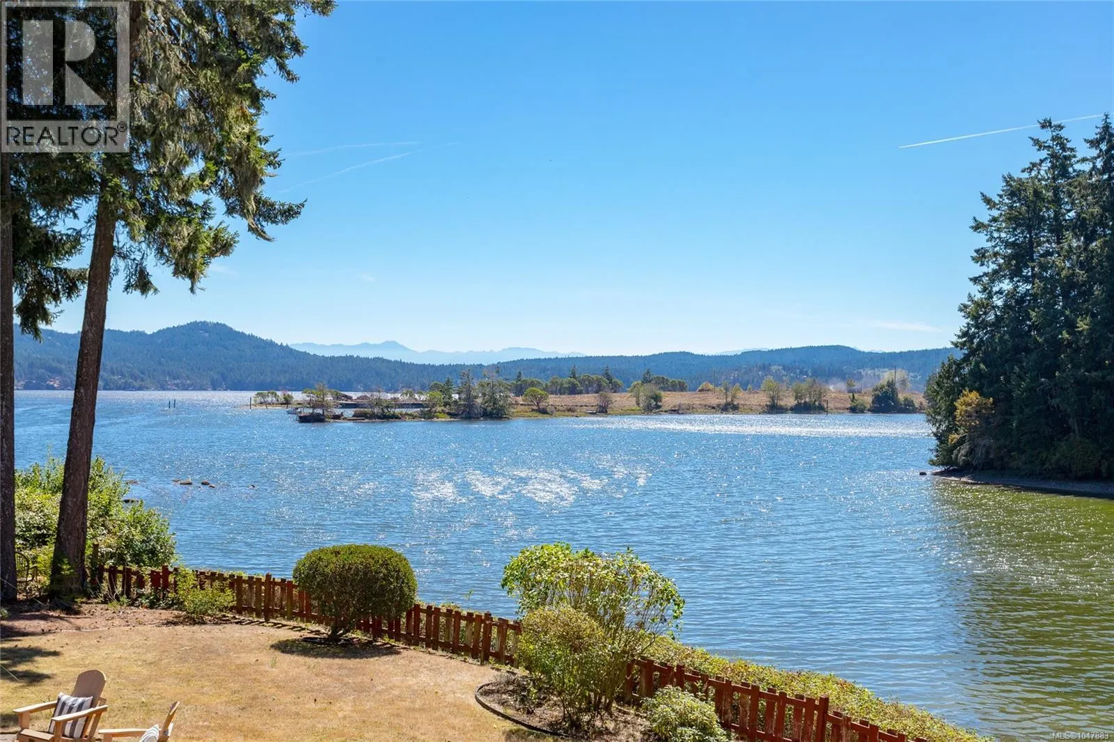 5469 Sooke Rd
