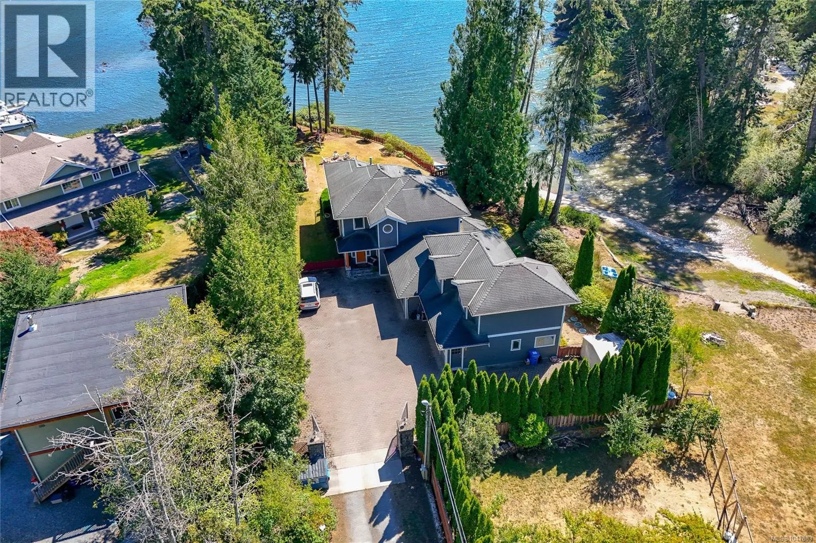 5469 Sooke Rd