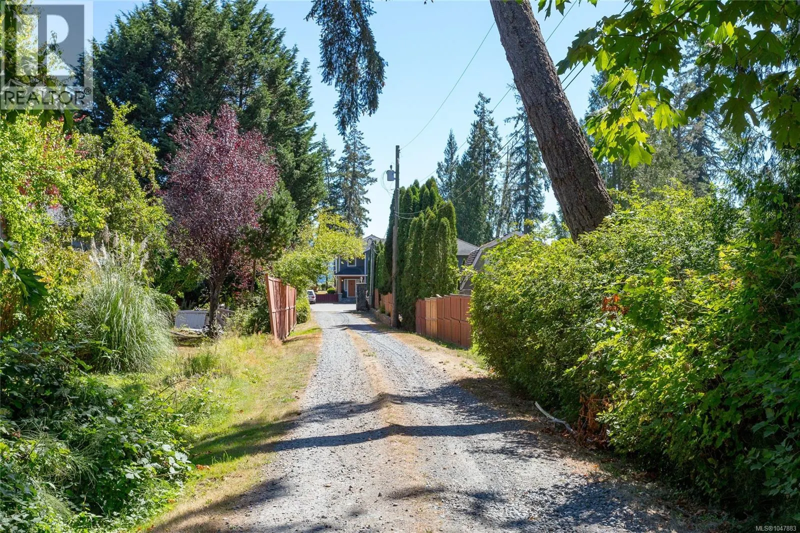 5469 Sooke Rd