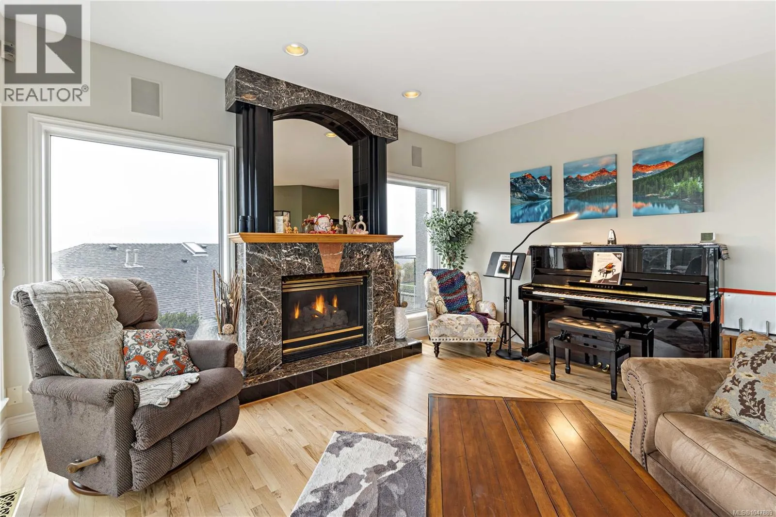 198 Heritage Dr