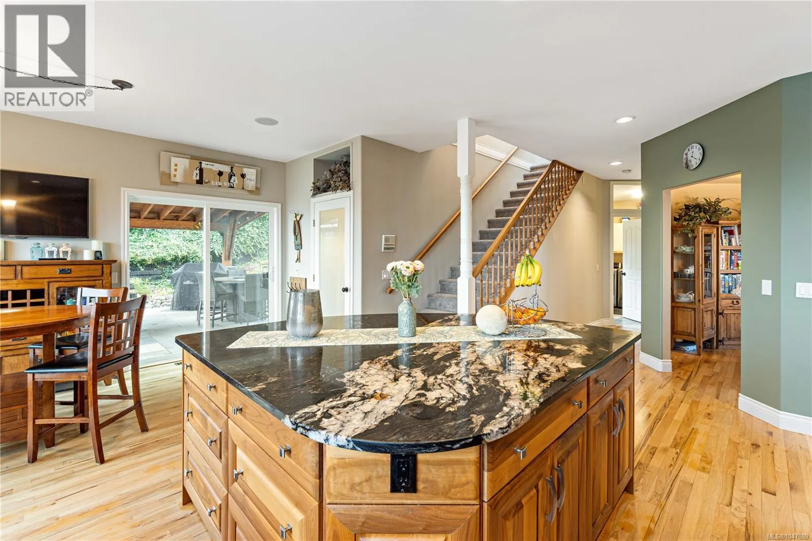 198 Heritage Dr