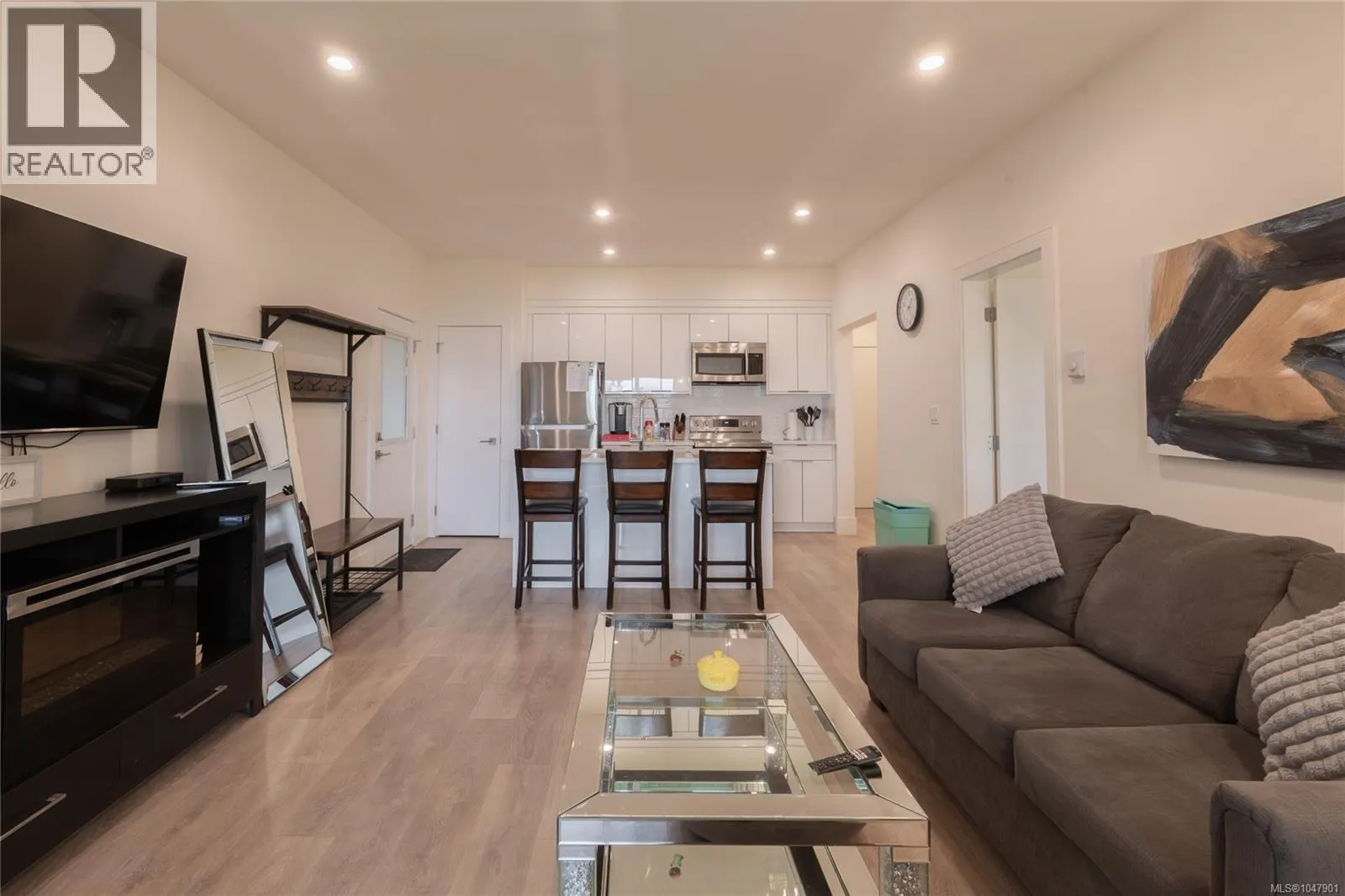 1470 Lands End Rd