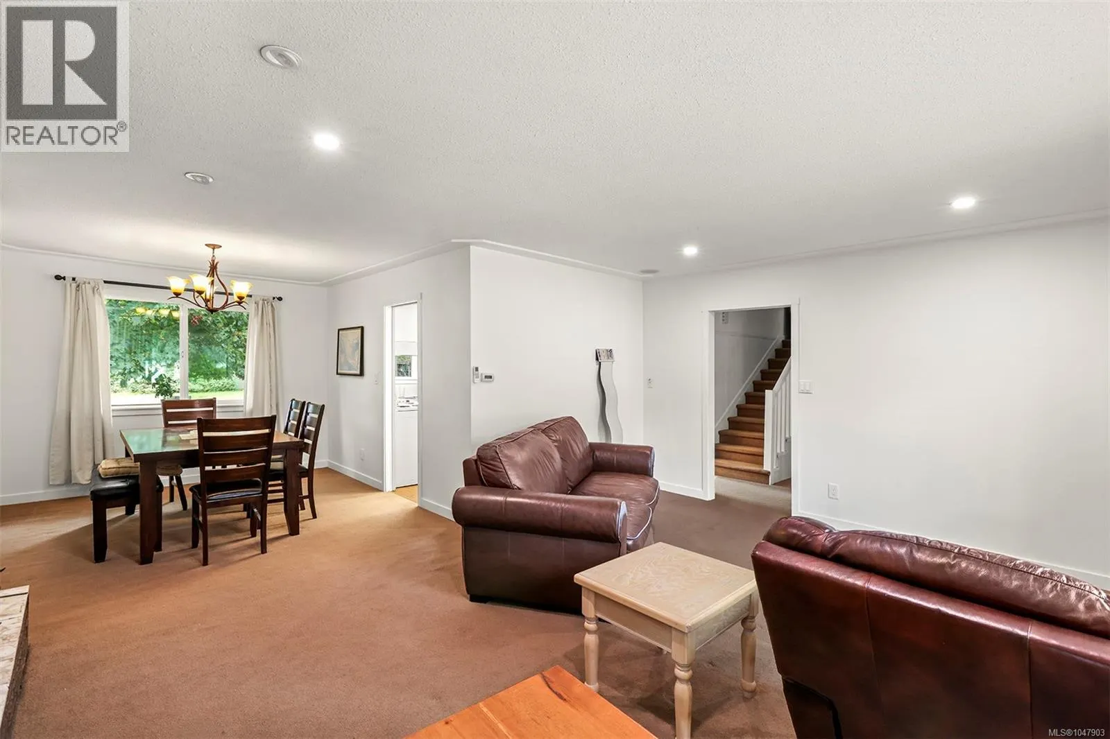 3158 Barford Cres