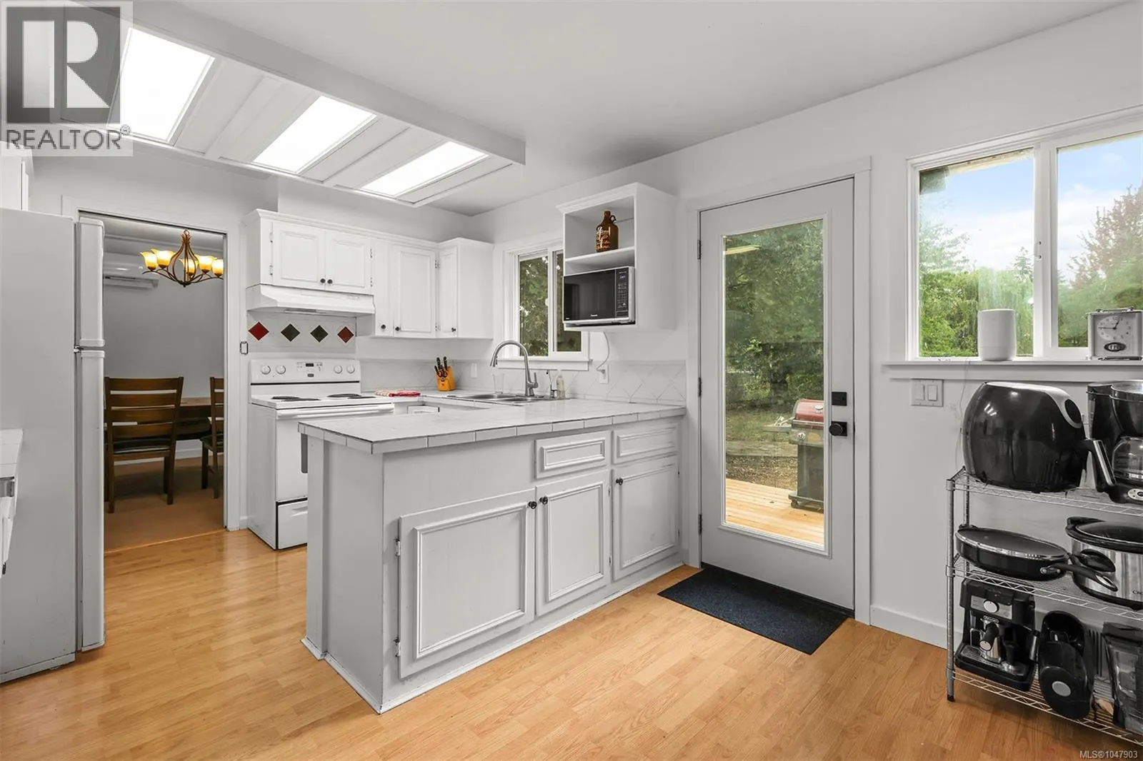 3158 Barford Cres