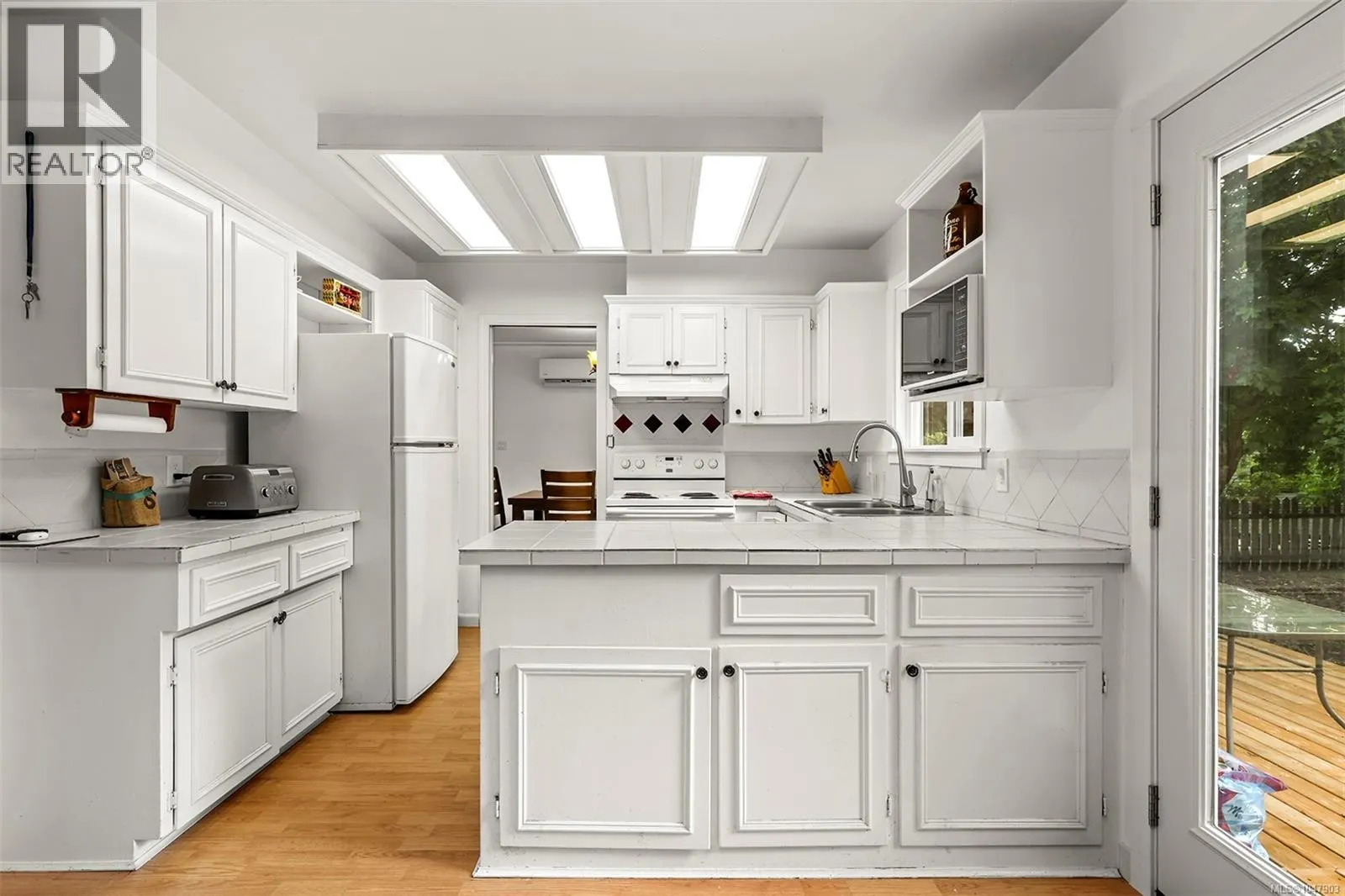 3158 Barford Cres