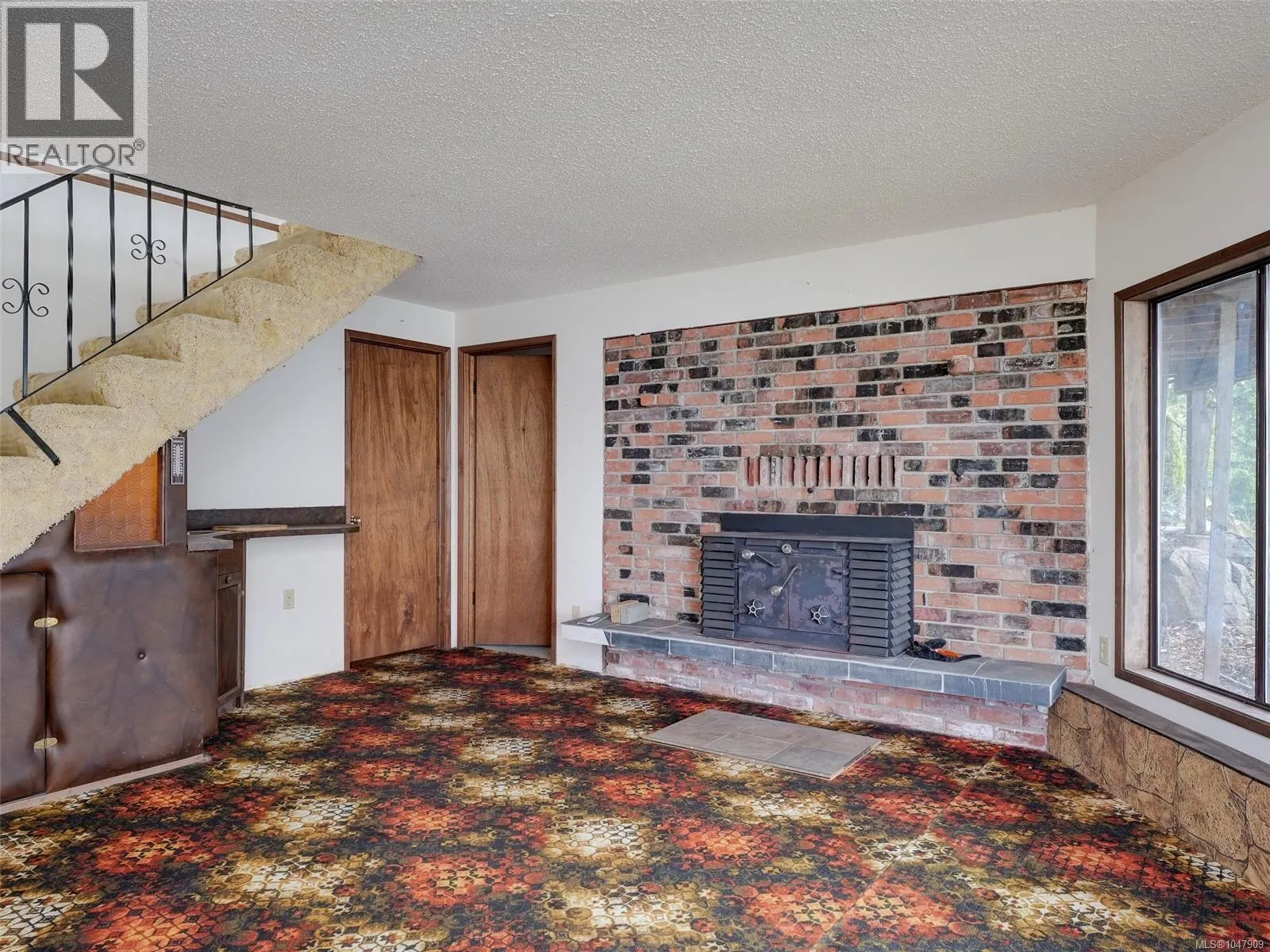 6860 Mark Lane