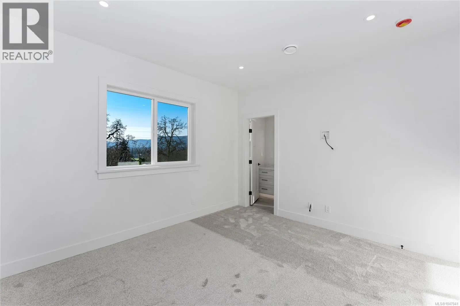2023 Oakhill Pl