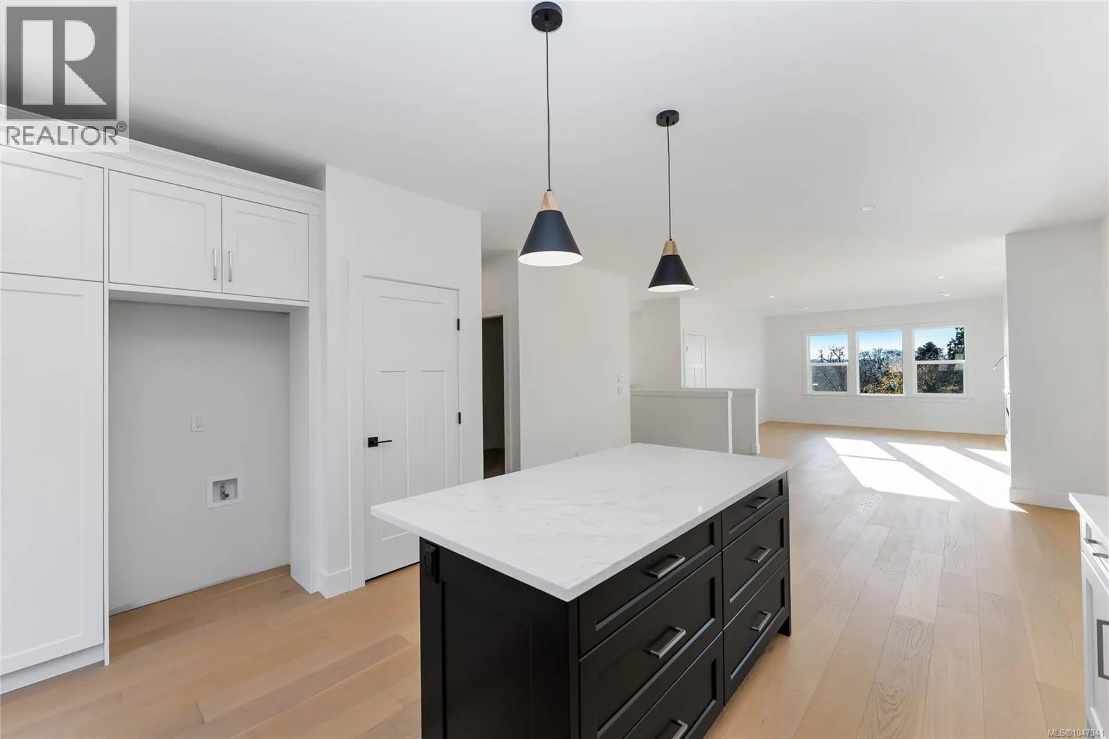 2023 Oakhill Pl