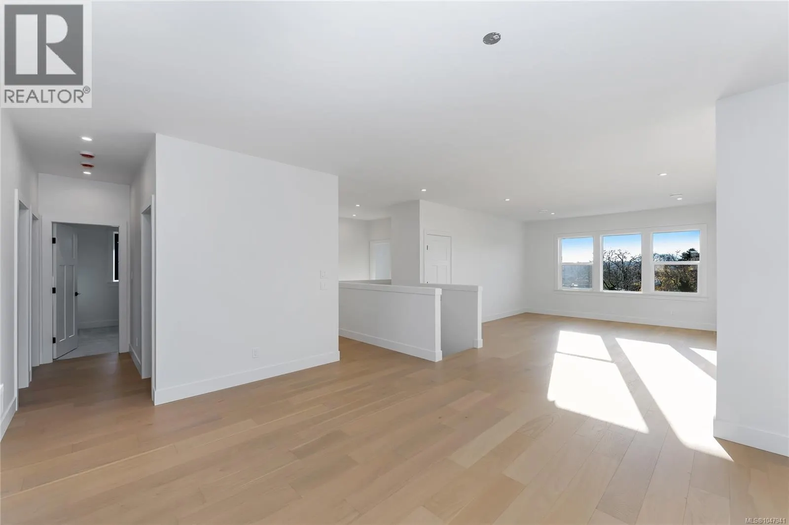 2023 Oakhill Pl