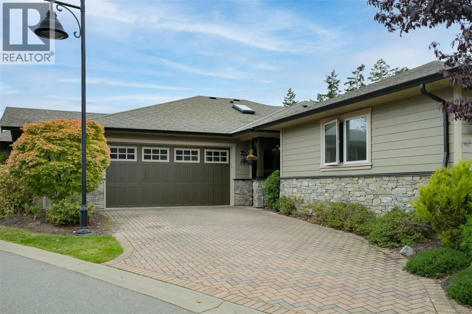 10 3650 Citadel Pl