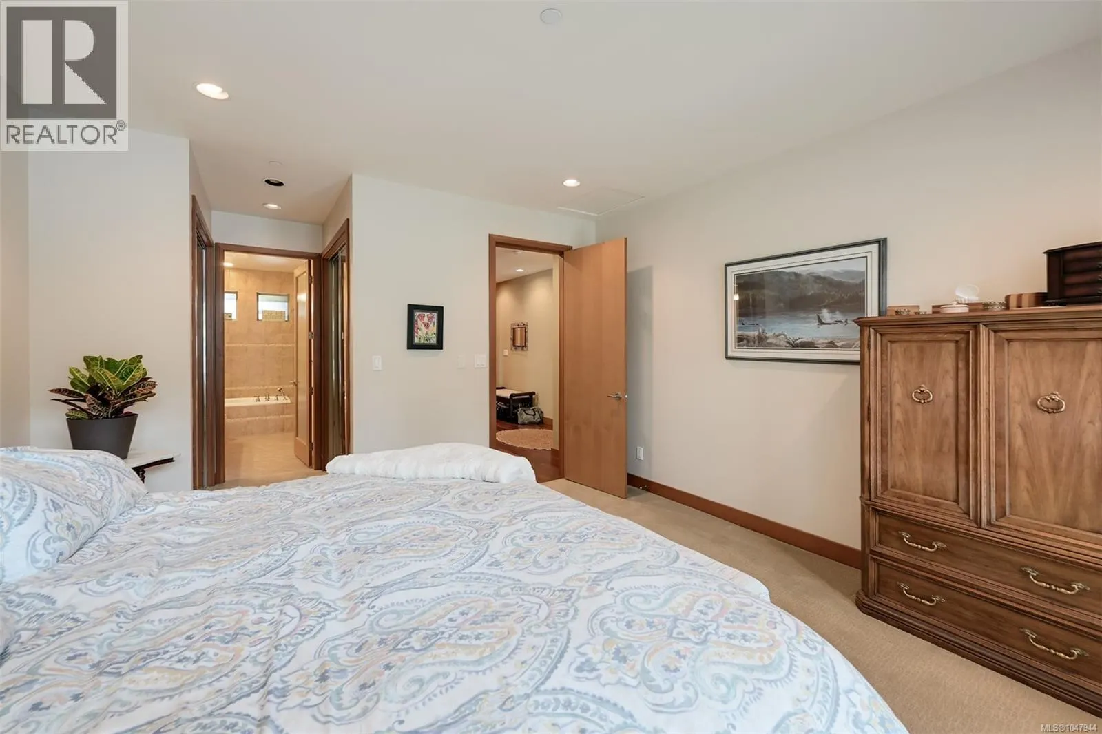 10 3650 Citadel Pl