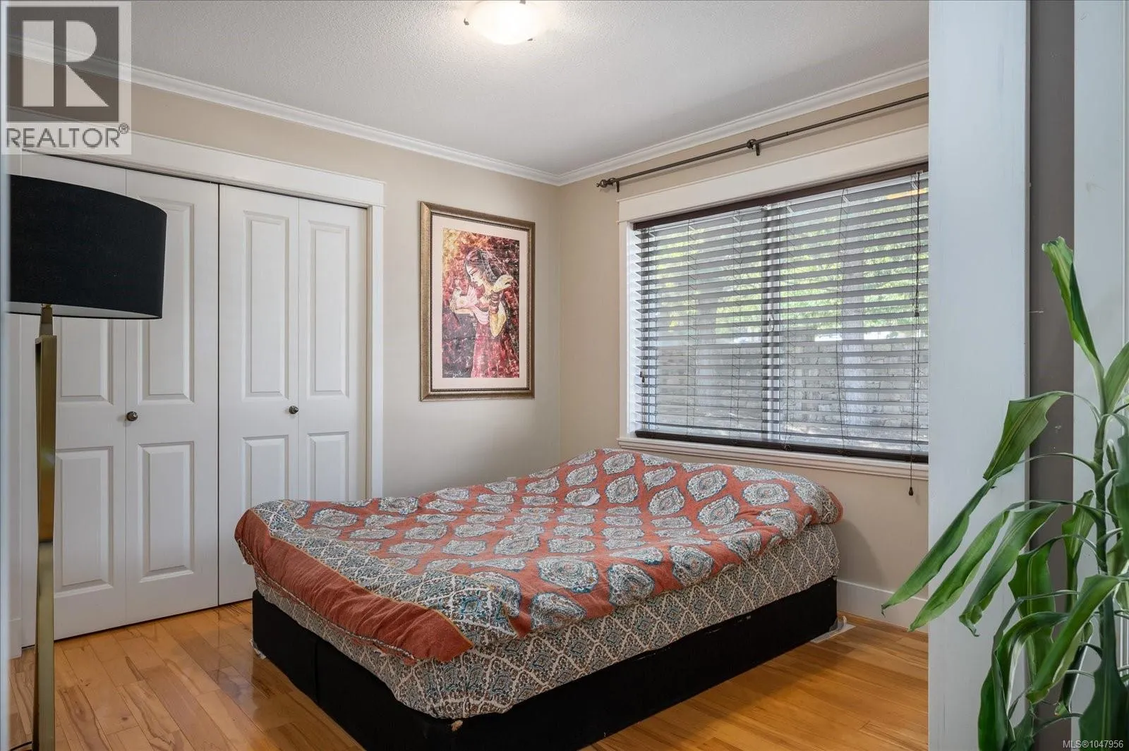 4734 Vista View Cres