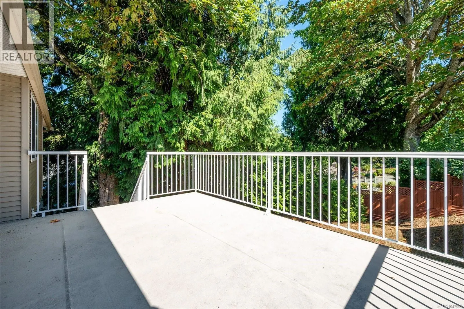 4734 Vista View Cres