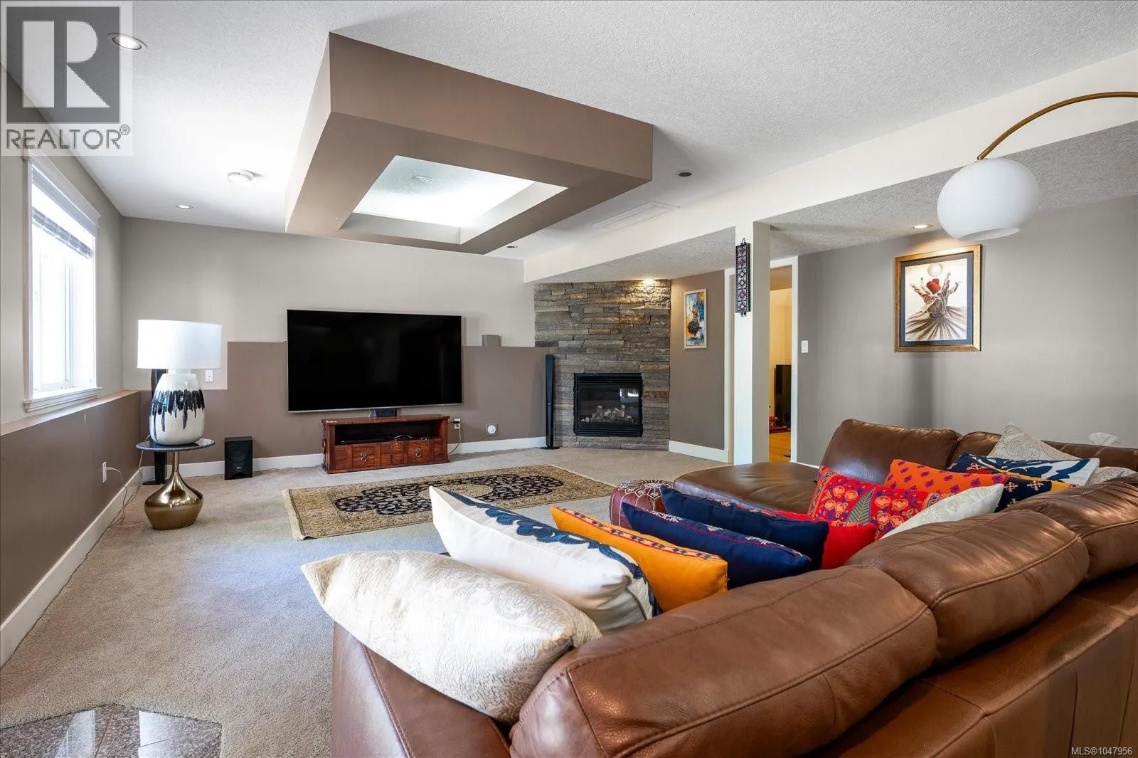 4734 Vista View Cres