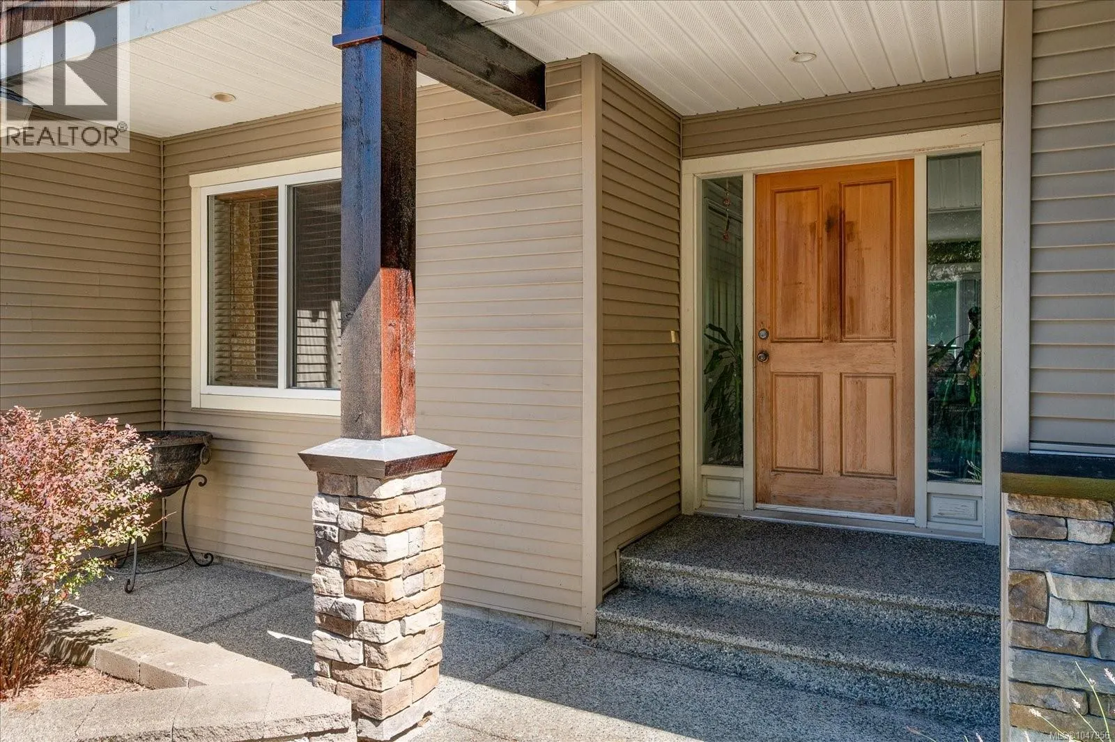4734 Vista View Cres