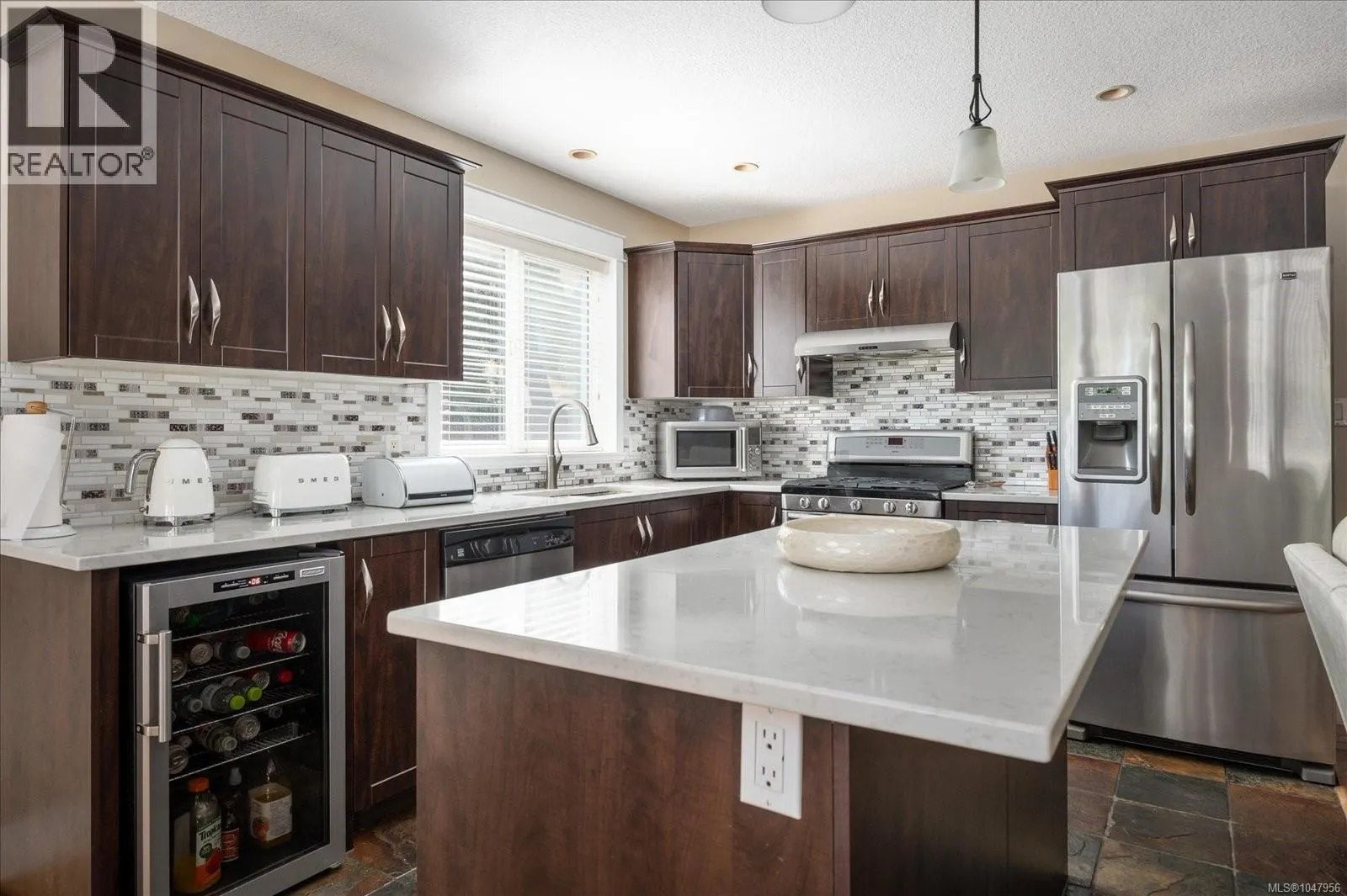 4734 Vista View Cres