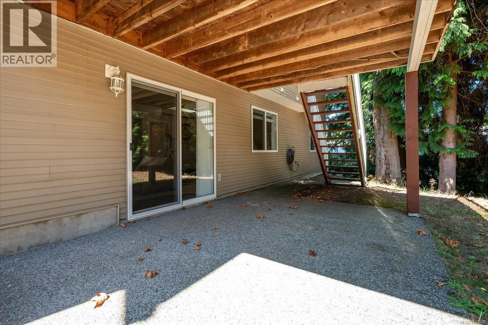 4734 Vista View Cres