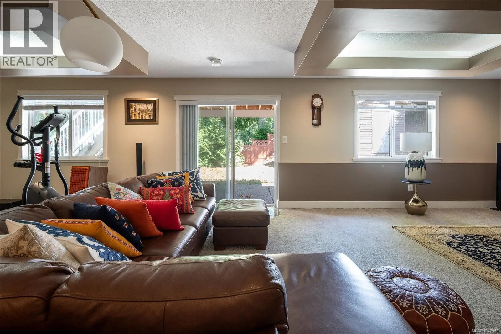 4734 Vista View Cres