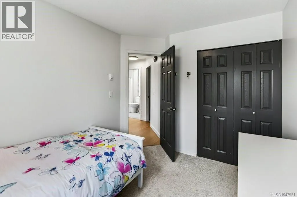 506 Hobson Pl