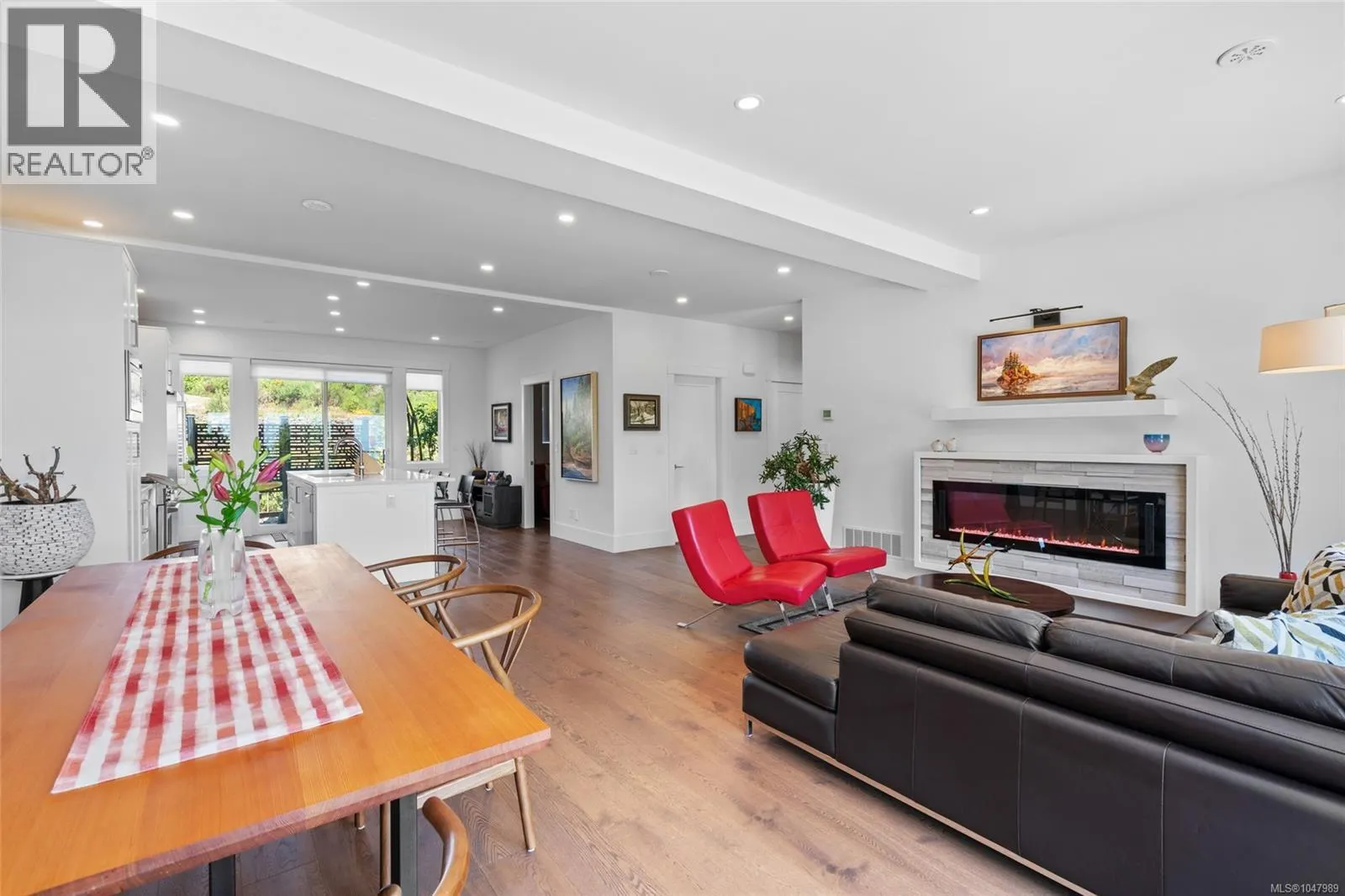 119 539 Delora Dr