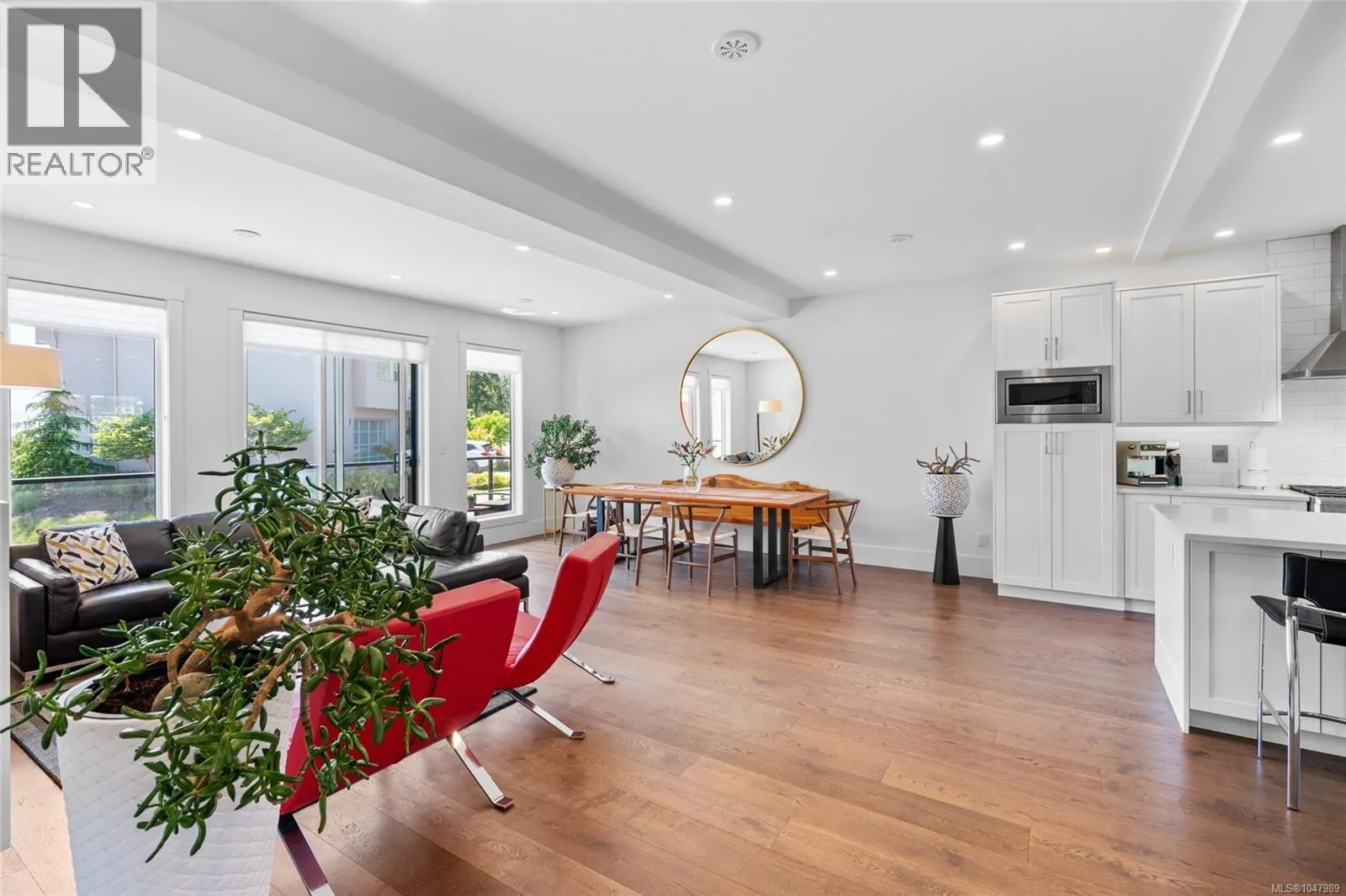 119 539 Delora Dr