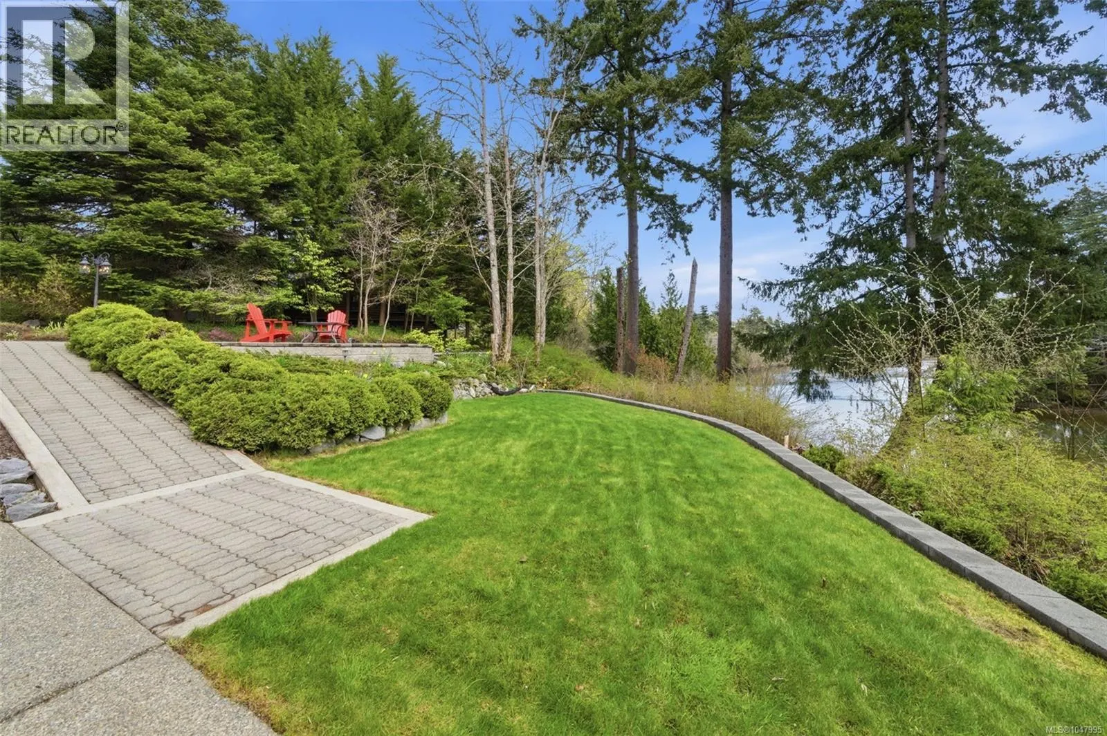 107 Parsons Rd