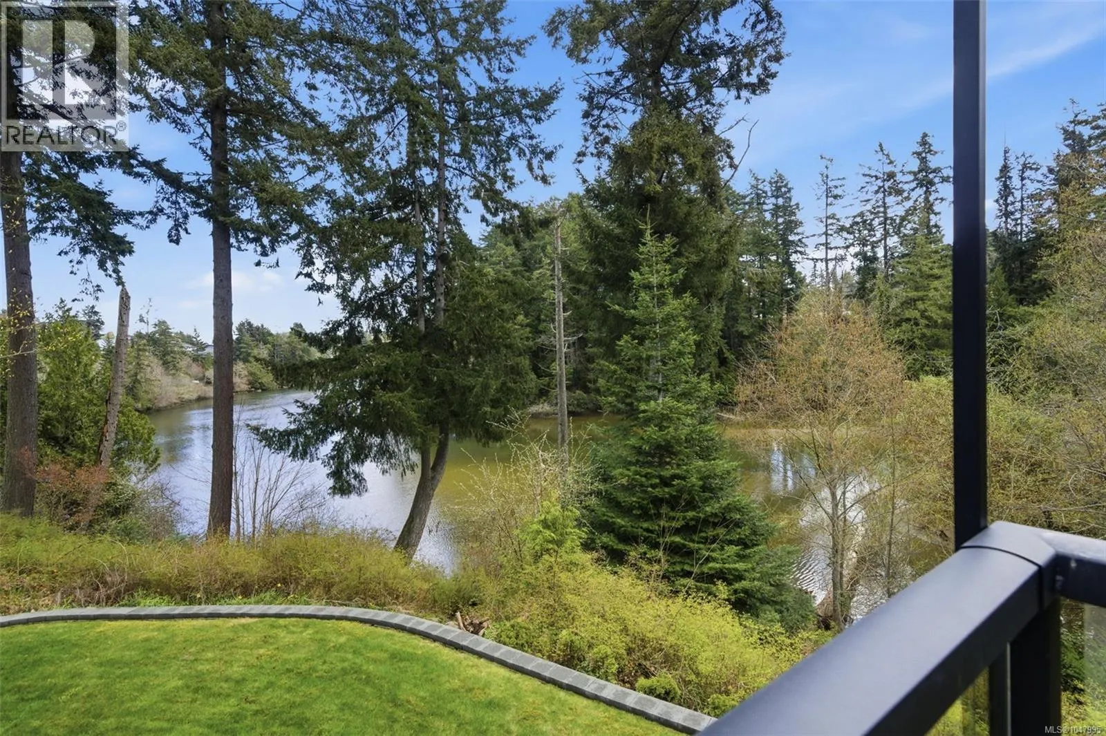 107 Parsons Rd
