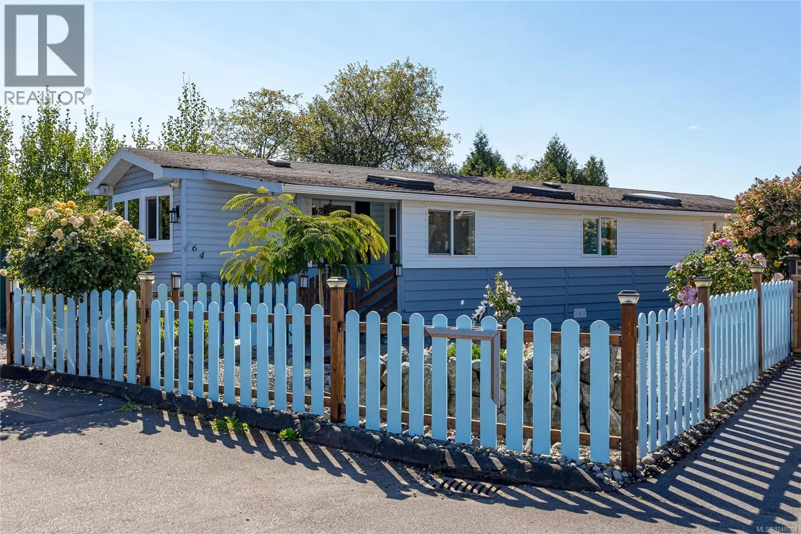 64 7701 Central Saanich Rd