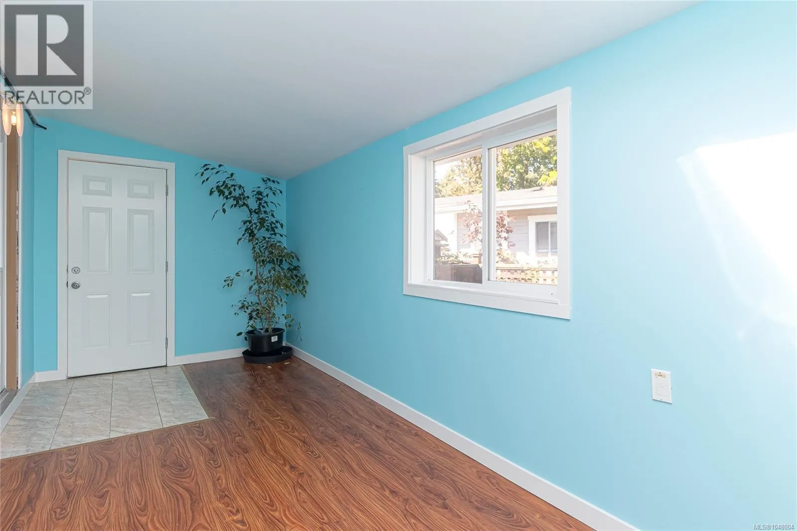 64 7701 Central Saanich Rd