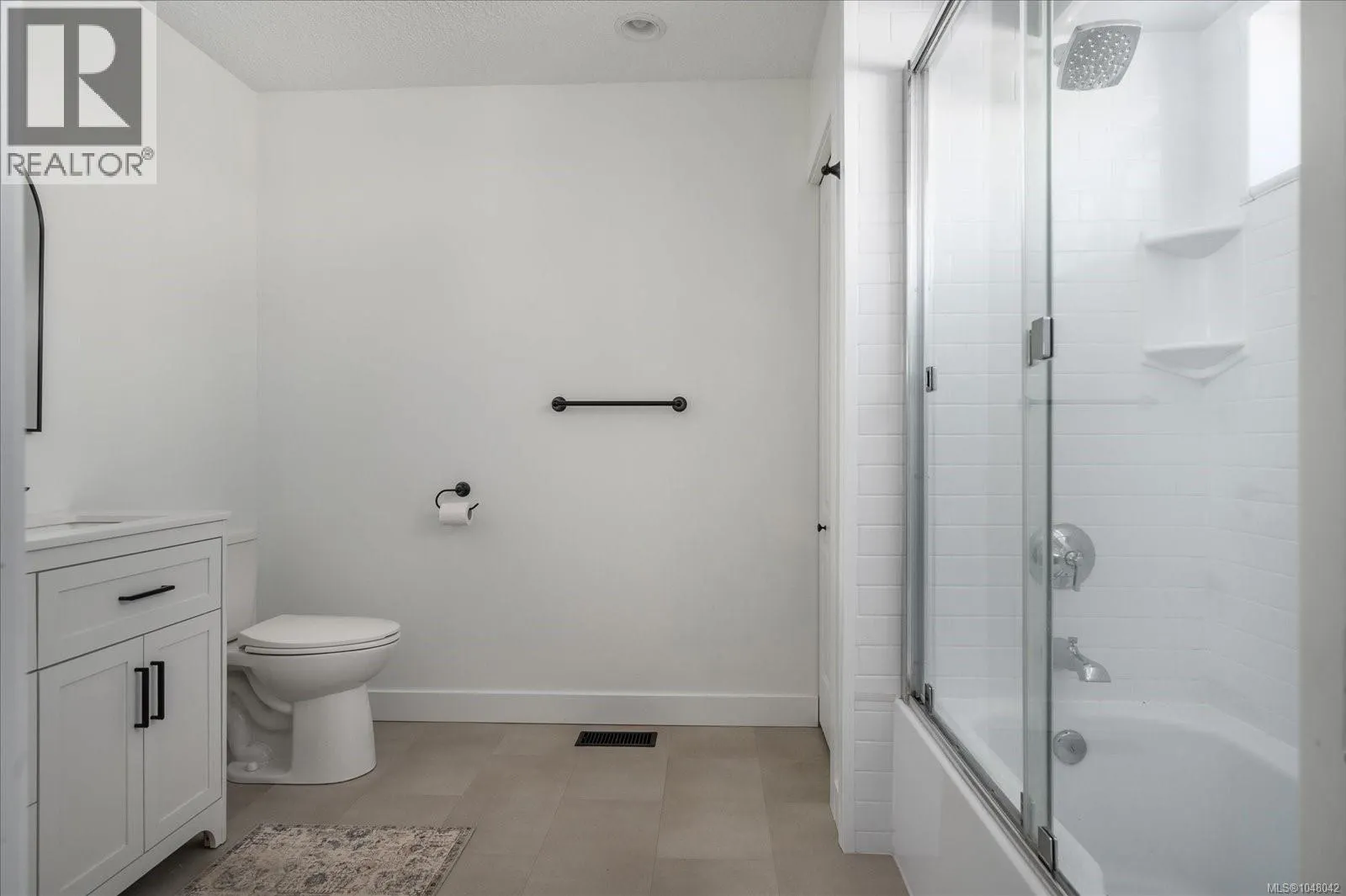 1041 Tara Cres