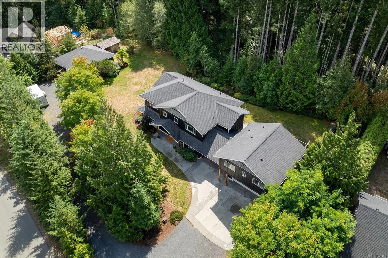 3022 Sarah Dr