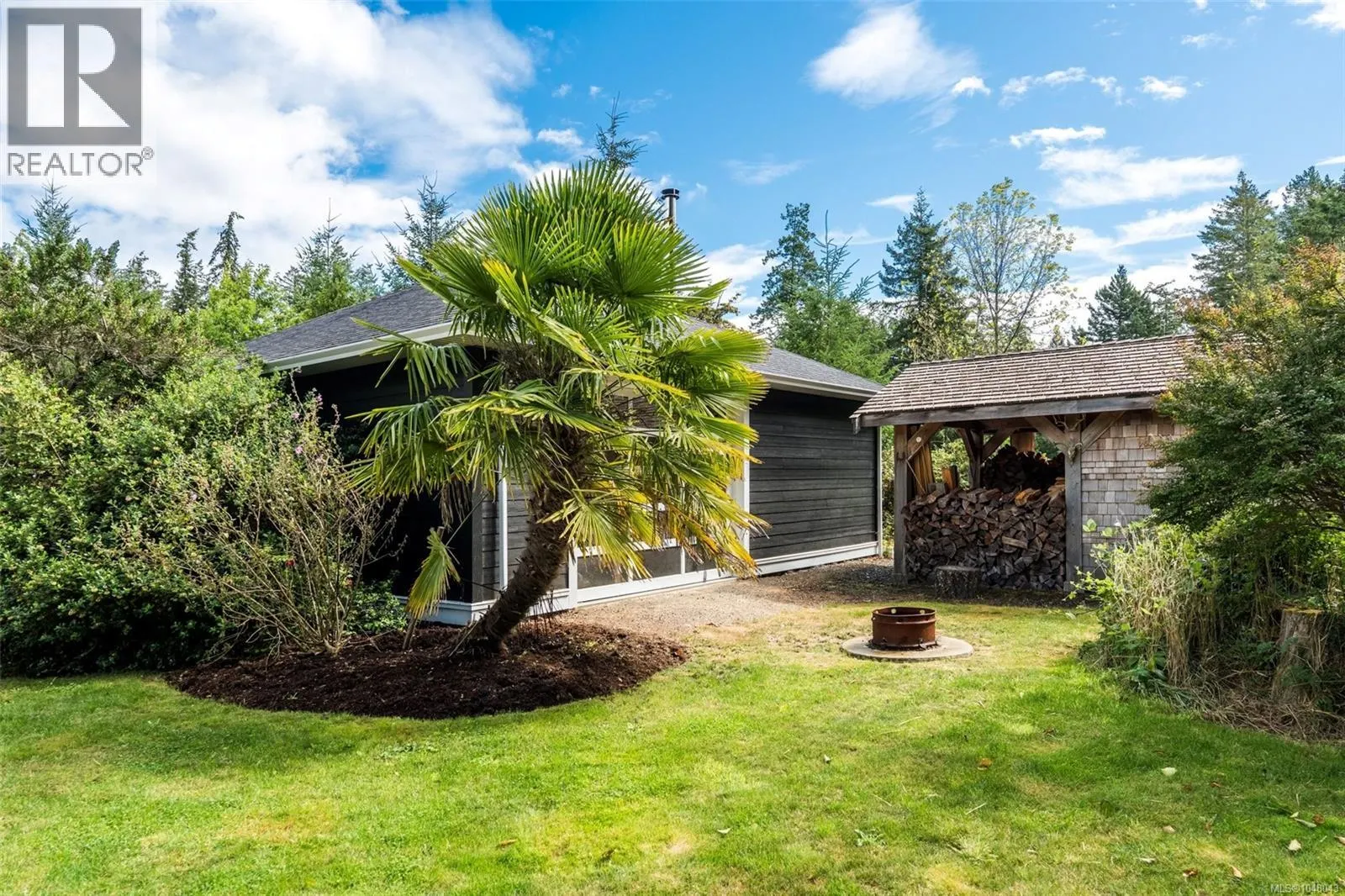 3022 Sarah Dr