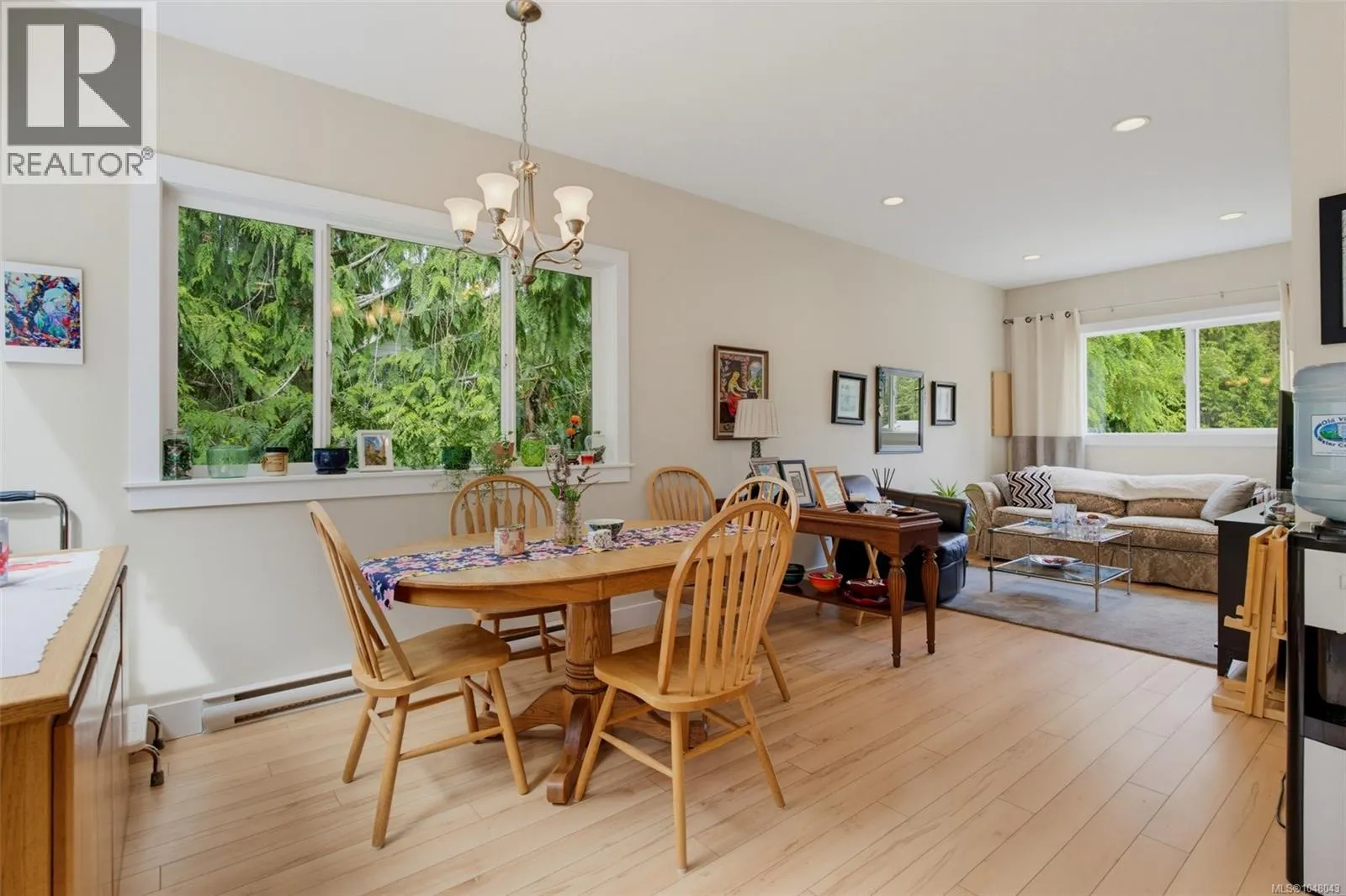 3022 Sarah Dr