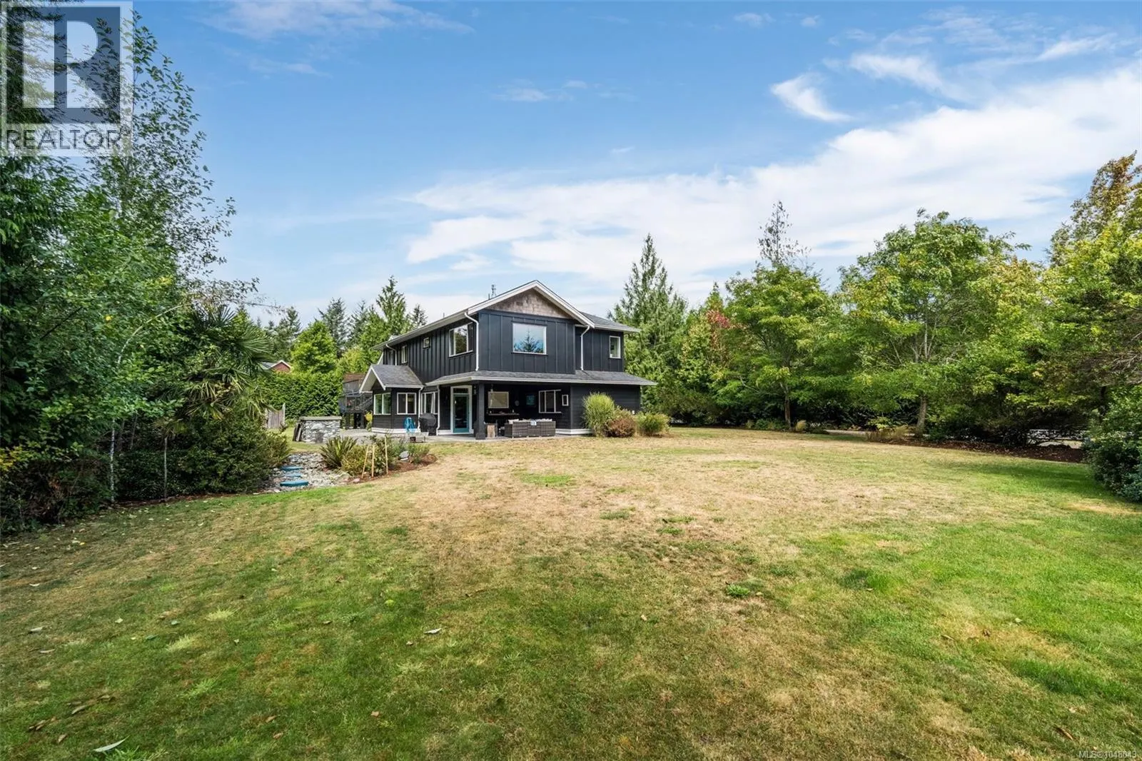 3022 Sarah Dr