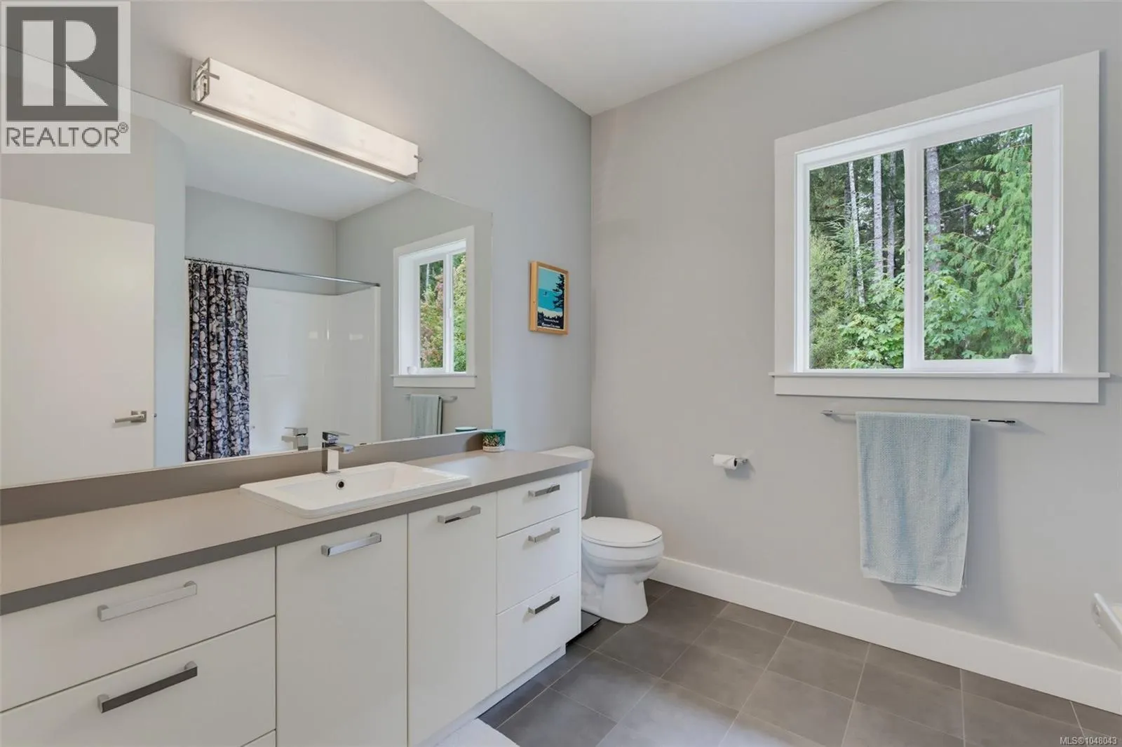 3022 Sarah Dr