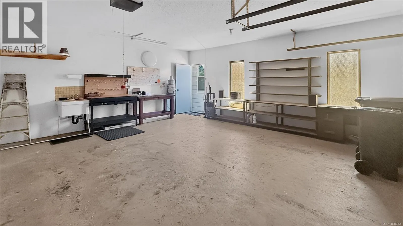 1568 Marine Cir