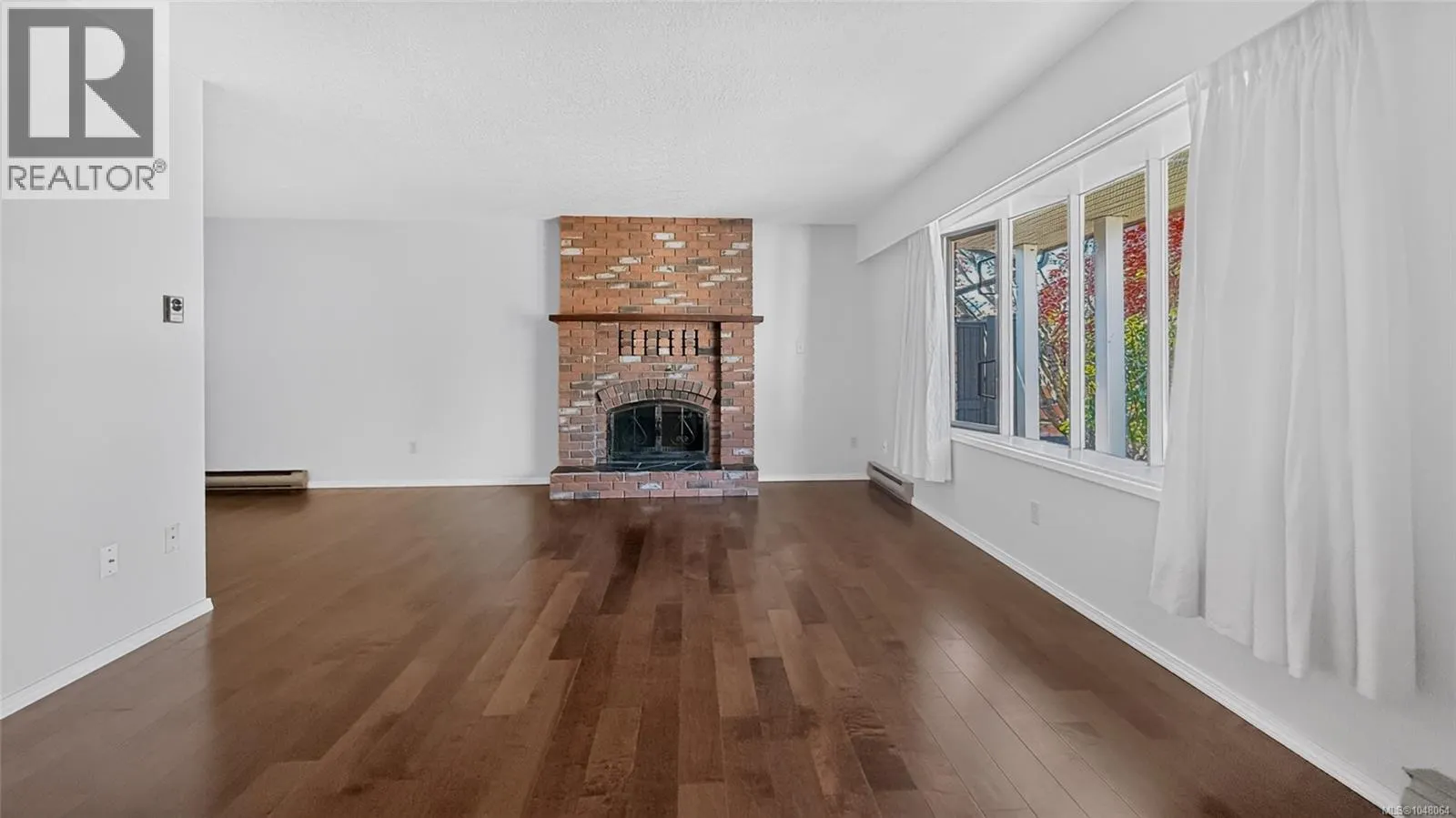 1568 Marine Cir