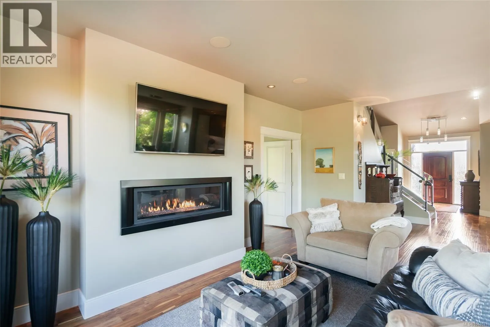 3172 Royal Vista Way