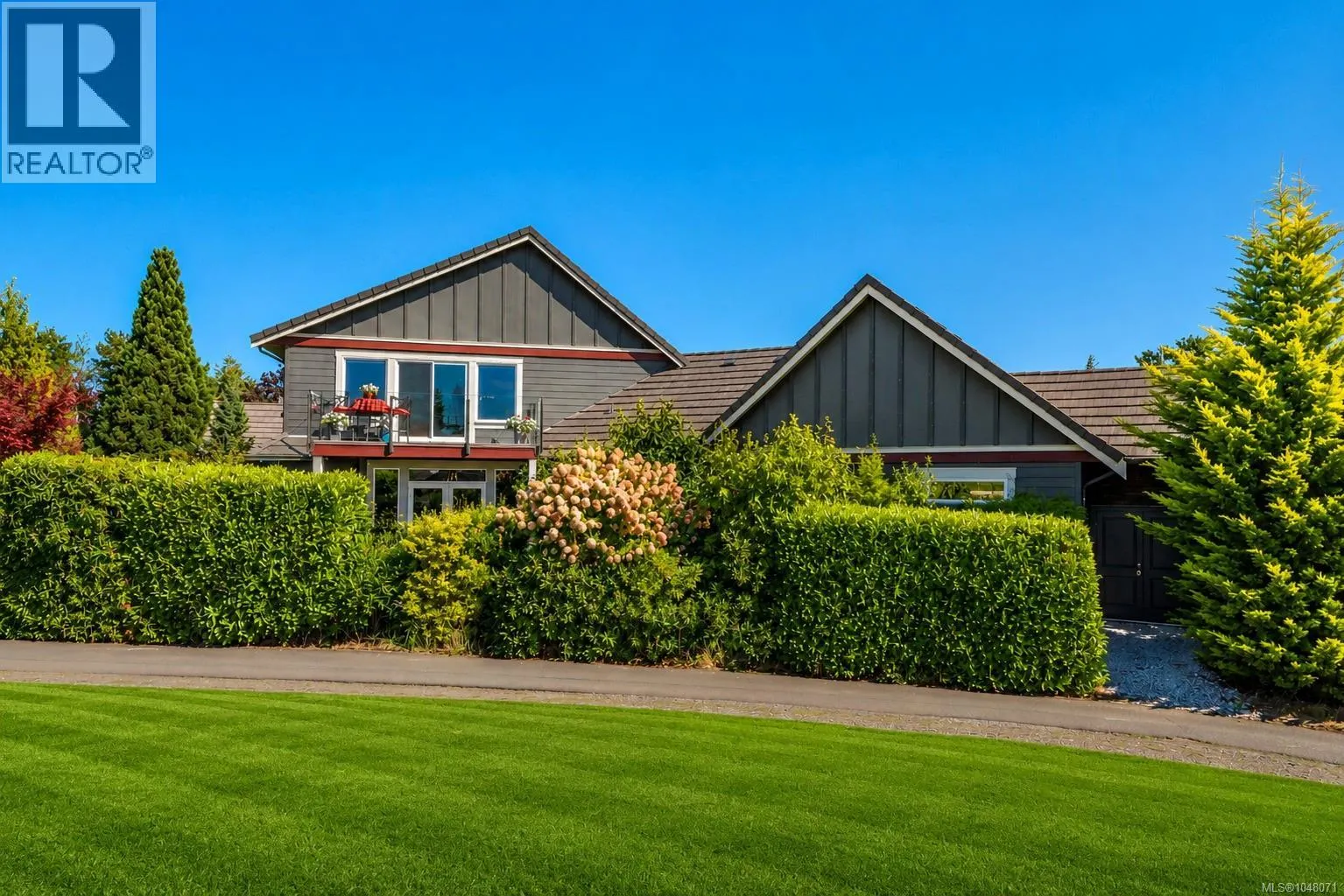 3172 Royal Vista Way