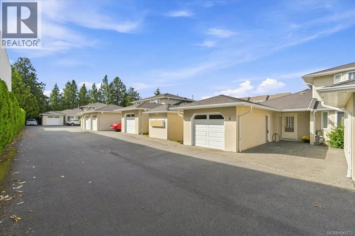 4 6211 Blueback Rd