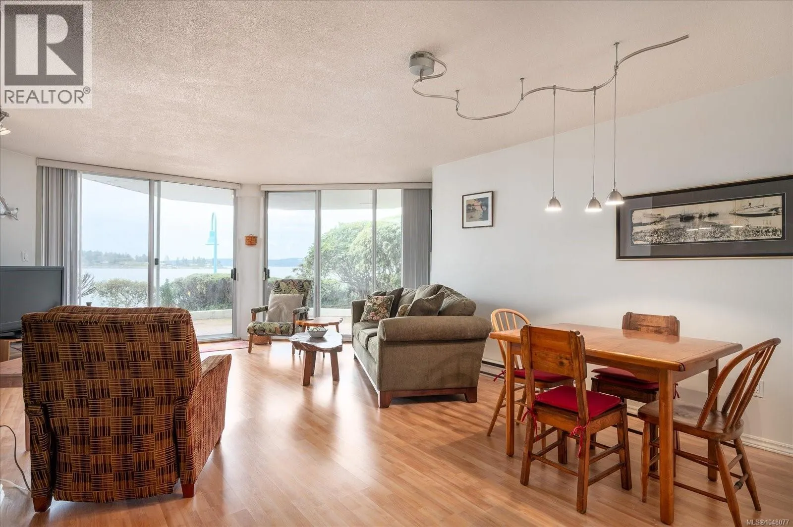 110 150 Promenade Dr