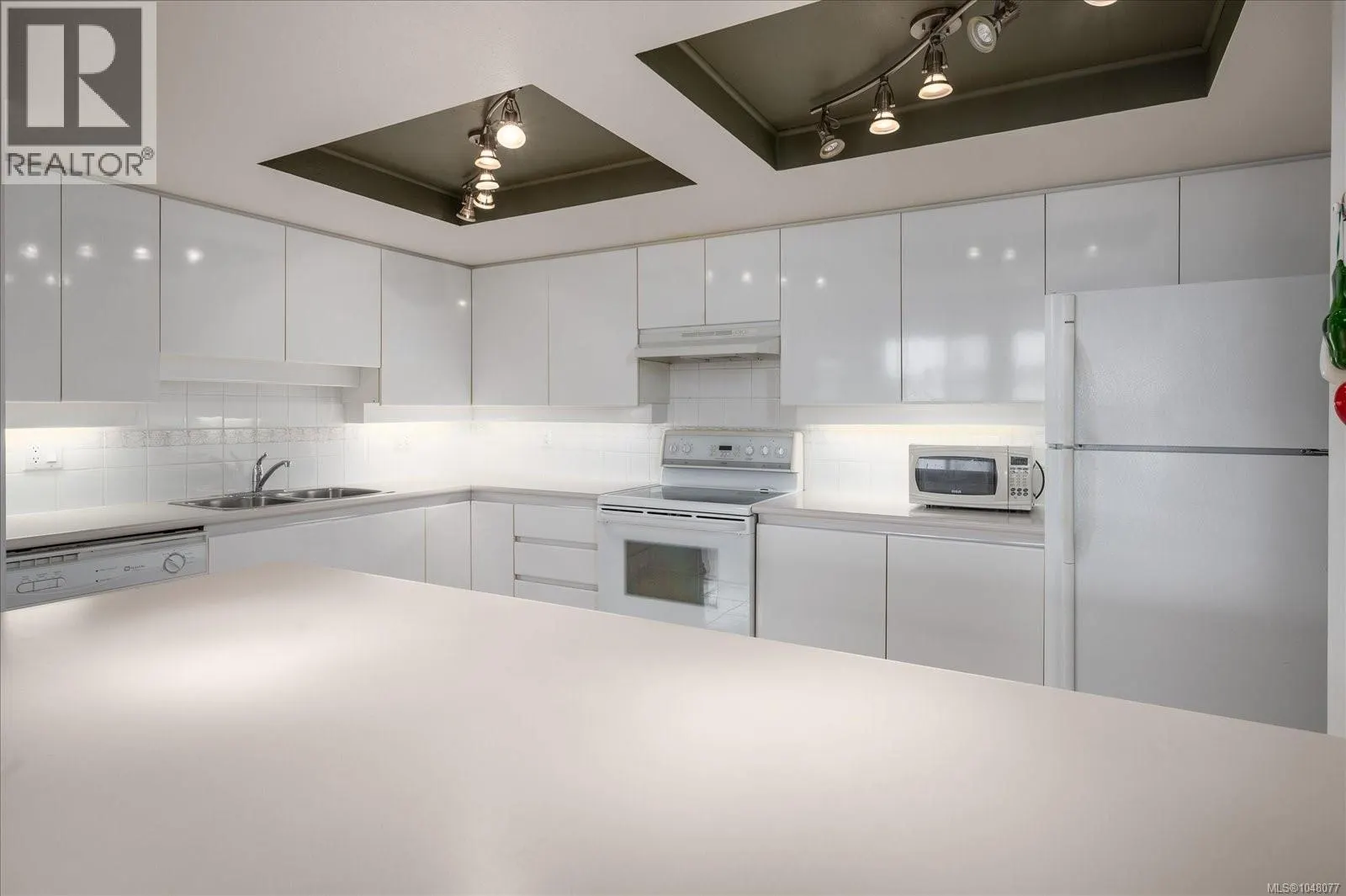110 150 Promenade Dr