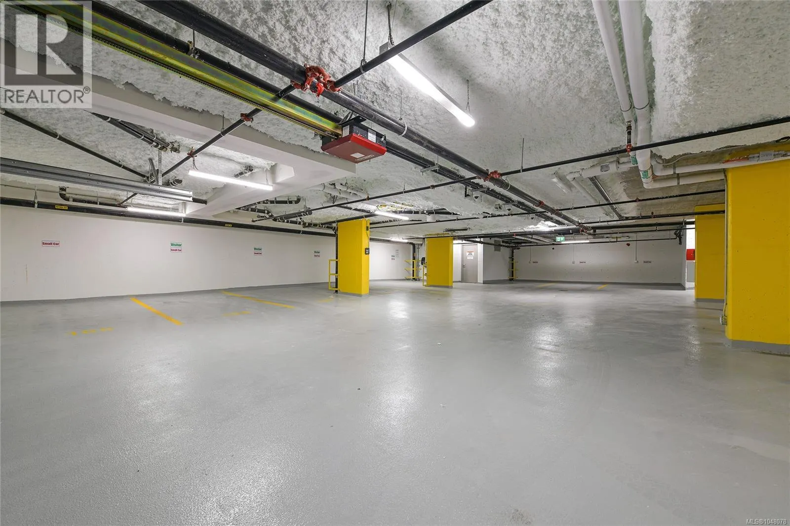 608 899 Esquimalt Rd