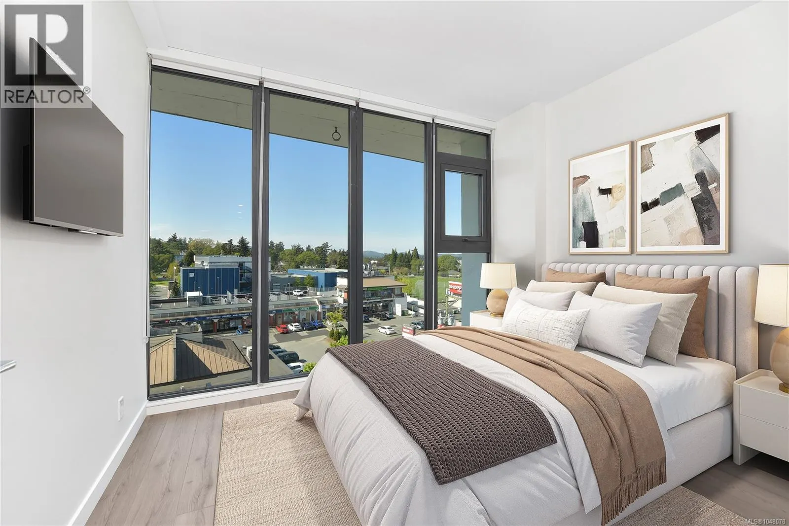 608 899 Esquimalt Rd