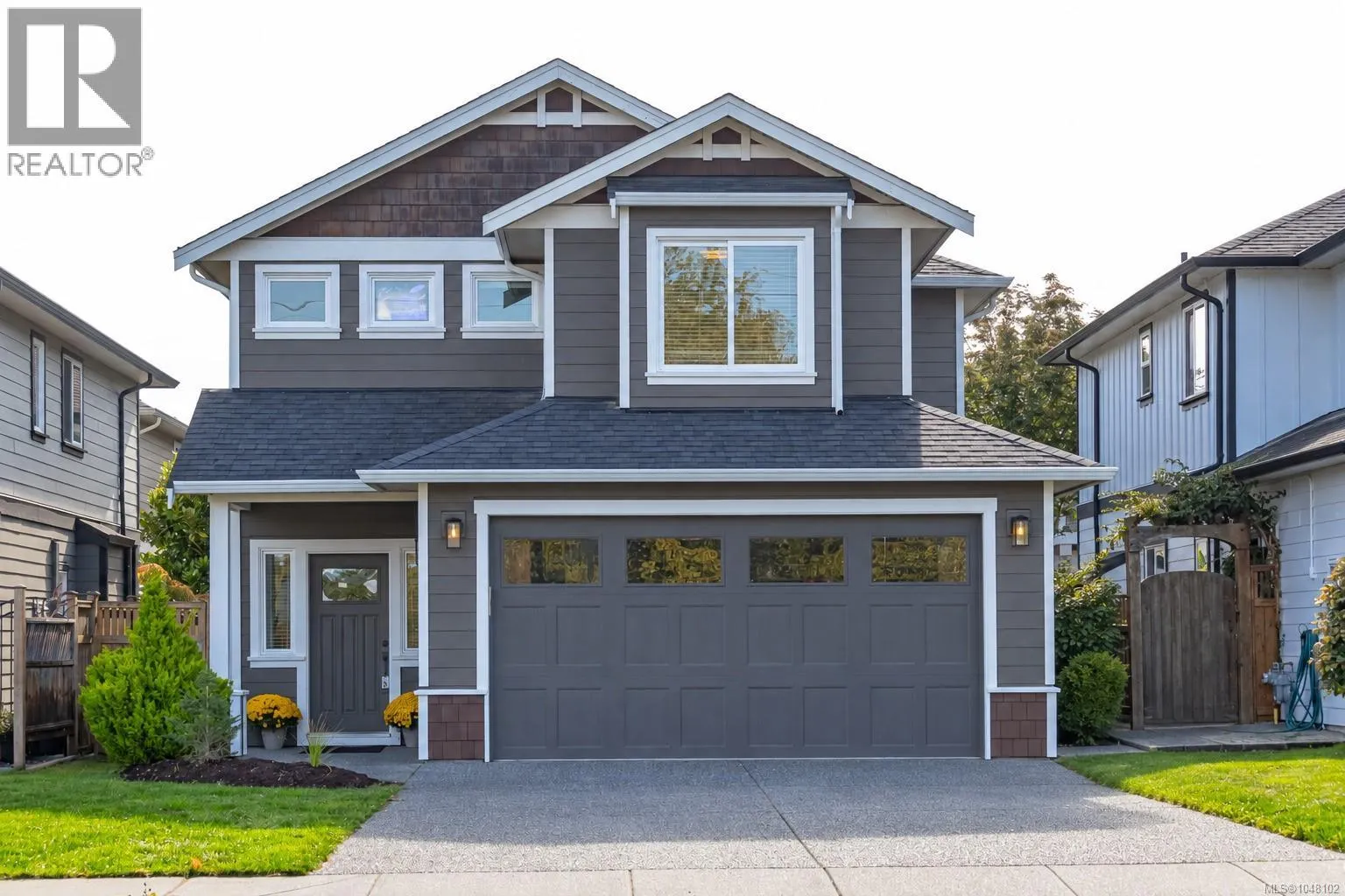9373 East Saanich Rd