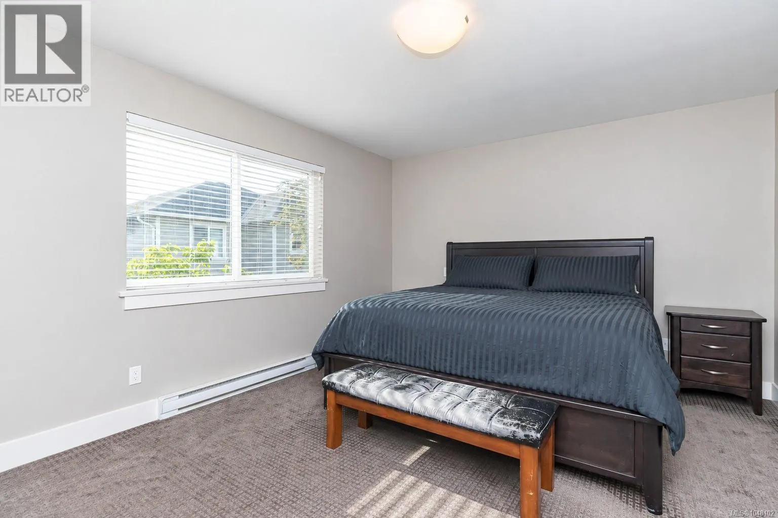 9373 East Saanich Rd