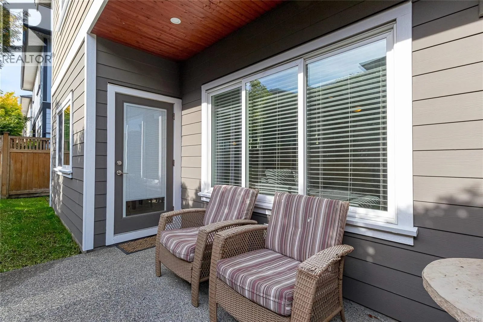 9373 East Saanich Rd